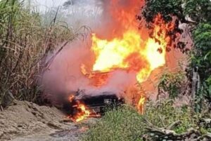 Mobil Bermuatan Pertalite Terbakar di Kebun Tebu Banyuwangi