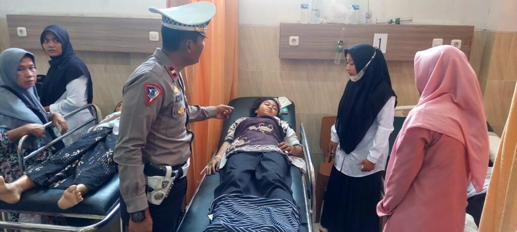 Kecelakaan Bertubi-Tubi: Lima Insiden dalam 1 Hari di Cilacap, 7 Korban Dilarikan ke RS