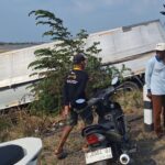 Kecelakaan Di Jalingkut Brebes, Truk Pengangkut Kopi Terperosok Ke Sawah