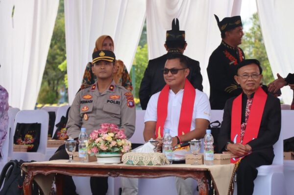 Kehadiran Waka Polres Lamandau: Membangun Kesadaran Keamanan Di Festival Babukung