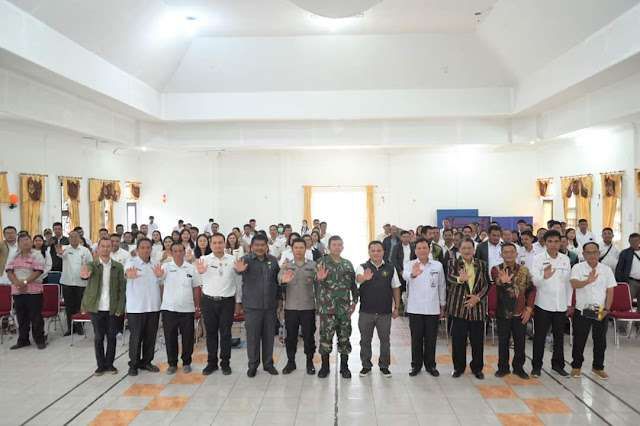 Kerja Sama Untuk Masa Depan: Pemkab Humbahas Tanda Tangani Komitmen