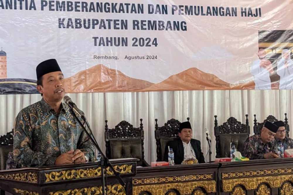 Kinerja Petugas Pendamping Haji 2024 Dapat Penghargaan Dari Bupati Rembang