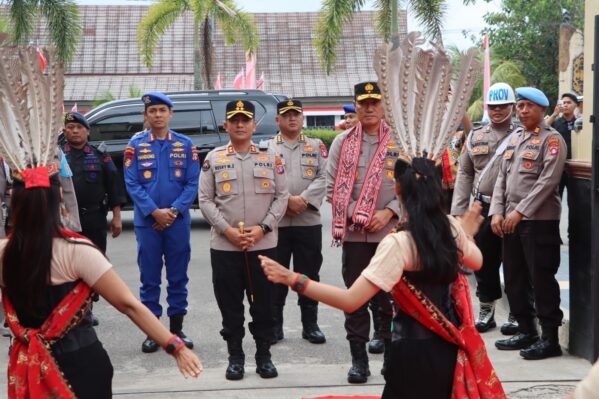 Kunjungan Kerja Wakapolda Kalteng Ke Polres Kotim, Cek Kesiapan Anggota