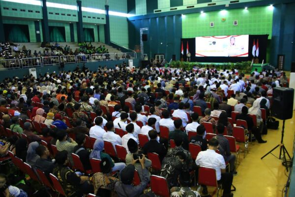 Ops Ncs Polri Bagikan Ribuan Sembako, Ajak Warga Jawa Timur