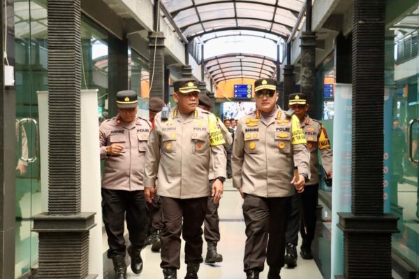 Pantau Keamanan, Karo Ops Polda Jatim Dan Kapolresta Banyuwangi Cek