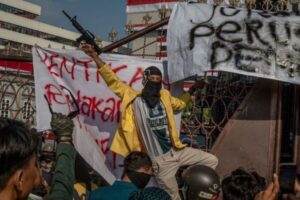 Demo Ricuh Semarang Berujung Penangkapan, 32 Orang Ditahan Mayoritas Pelajar STM