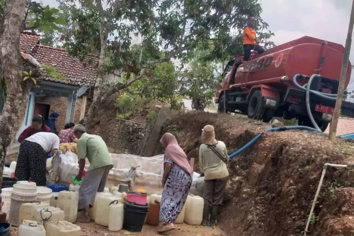 Penanganan Krisis Air: Bpbd Sediakan Bantuan Air Bersih Untuk Banjarnegara