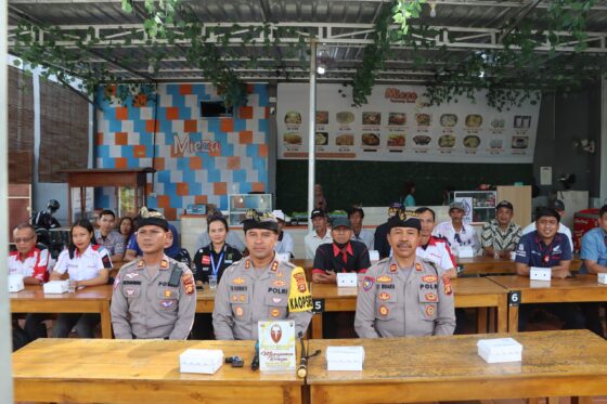 Pengurus Dealer Dan Kapolres Berbincang Di “jumat Curhat”