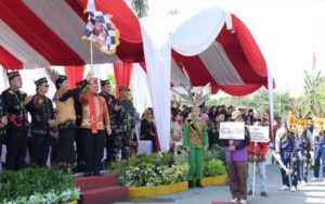 Kemeriahan Karnaval Babukung: Ratusan Penari Topeng Hiasi Panggung Budaya di Lamandau