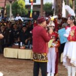 Pimpin Upacara Penurunan Bendera Merah Putih Hut Ri Ke 79, Kapolres