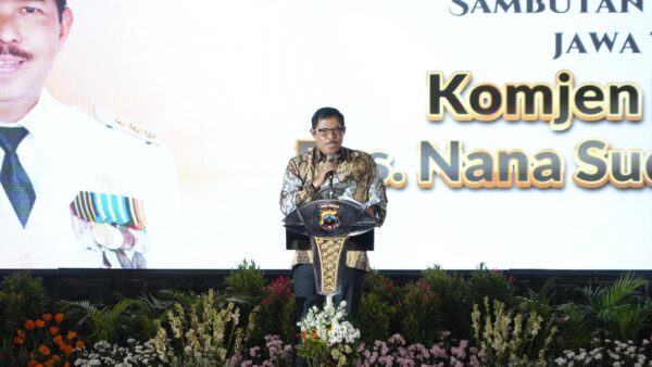 Pj Gubernur Jateng Hadir Di Kenal Pamit Kapolda, Harapkan Pilkada