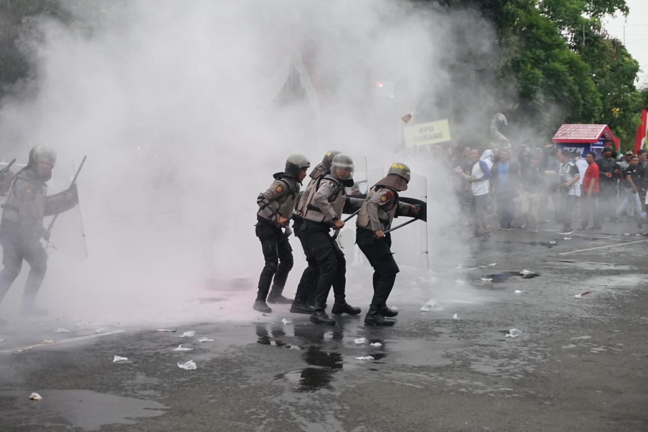 Polres Batang Gelar Latihan Sispamkota Jelang Pilkada Serentak 2024