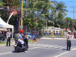 Polresta Banyuwangi Modifikasi Arus Lalu Lintas demi Pelantikan Anggota DPR