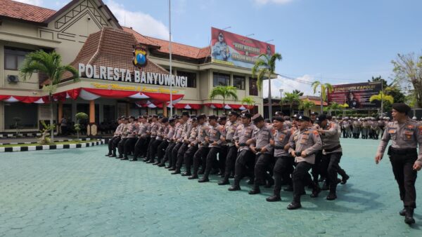 Polresta Banyuwangi Latih Dalmas Hadapi Pengamanan Pilkada 2024