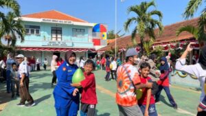 Polwan Polres Jepara Peringati Hari Jadi ke-76 dengan Gelar Baksos di SLB Jepara