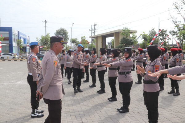 Polwan Polres Sukoharjo Tingkatkan Disiplin Jelang Hut Ke 76