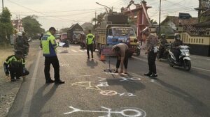 Siswi SMK Negeri 2 Blora Tewas Dalam Kecelakaan Tiga Motor di Depan Pengadilan Negeri Blora