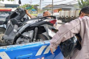 Tabrak Truk Saat Menyalip dari Lajur Kiri, Mahasiswi di Semarang Meninggal Dunia