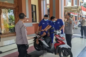 Gegara Cemburu, 3 Pria di Kudus Keroyok dan Tusuk Pelanggan Angkringan di Lampu Merah