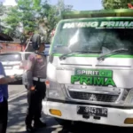 Truk Besar Perparah Kemacetan Di Pusat Kota Genteng Banyuwangi Hanya