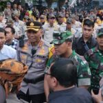 Unjuk Rasa Di Solo Berjalan Damai, Polisi Dan Mahasiswa Bersatu