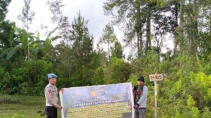 Personel Kapolres Humbahas Disiagakan untuk Lindungi Hutan Pebukitan Danau Toba