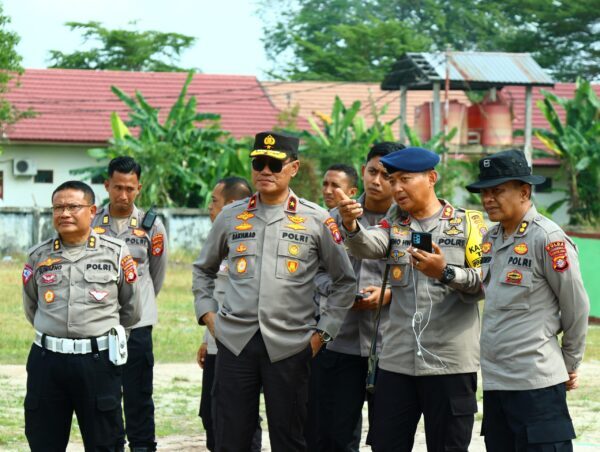 Wakapolda Kalteng Tinjau Kesiapan Pengamanan Pilkada Dalam Gladi Sispamkota Di