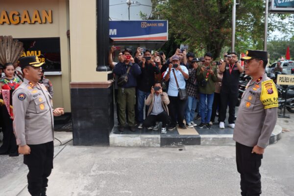 Wakapolda Kalteng Tinjau Kesiapsiagaan Anggota Dalam Kunjungan Kerja Ke Polres