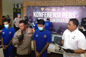 Warga Sukoharjo Ketakutan: Dua Pria Bertato Merampok Rumah Setelah Karaoke