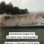 Apal Feri Terbakar Di Tanjung Mas Semarang, Asap Hitam Tebal