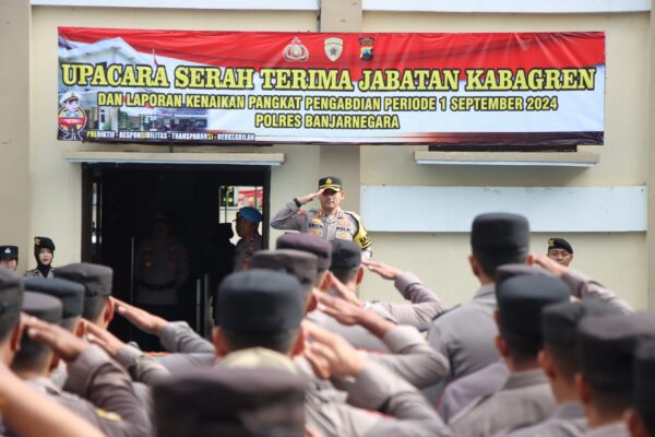 AKBP Erick Budi Santoso Pimpin Sertijab Kabagren Polres Banjarnegara, Serah Terima Jabatan Berlangsung Lancar