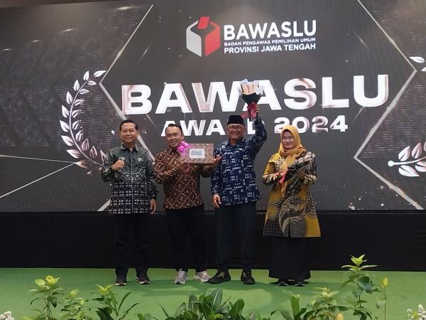 Bawaslu Banyumas Raih Kehumasan Terbaik Kedua Di Jawa Tengah