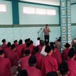 Berbaur Dengan Santri, Kapolres Batang Tekankan Pentingnya Perkuat Persatuan Dan