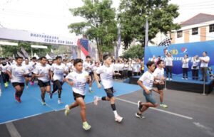 Ribuan Warga Semarakkan Bhayangkara Zebra Run 2024 dengan Antusias