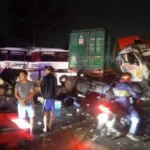 Bus Dan Truk Tabrakan Di Pantura Rembang Pati, Enam Orang Kehilangan