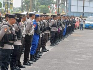 Hadapi Tahapan Krusial, Kapolres Kotim Pimpin Apel Siaga untuk Pengundian Calon Bupati