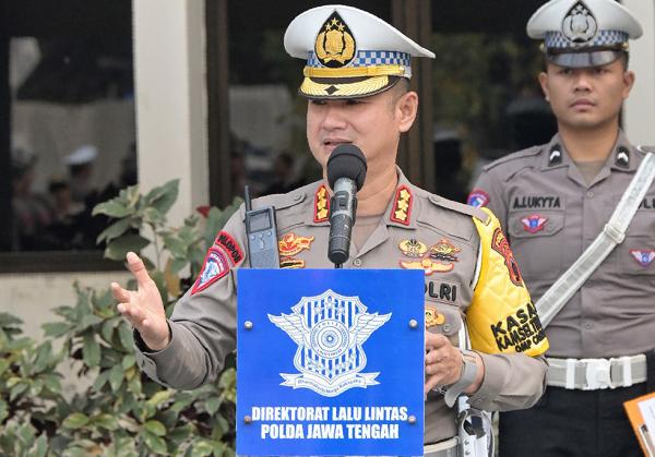 Gatur PH Pagi, Polda Jateng Turunkan Personel Ciptakan Kenyamanan di Jalan Raya