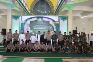 Semarak Maulid Nabi di Loloan Barat, Kapolres Jembrana Sampaikan Sambutan