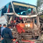 Kecelakaan Di Tol Semarang: Bus Harapan Jaya Menabrak Truk Karena