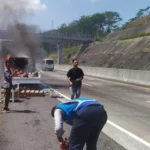 Korsleting Diduga Penyebab Terbakarnya Mobil Pikap Carry Di Tol Semarang Solo