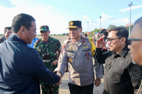 Kunker Di Provinsi Kalteng, Wakapolda Bersama Kajati Dan Danrem Sambut