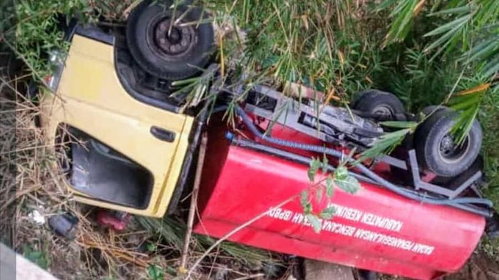 Mobil Bpbd Kebumen Terjun Ke Sungai Di Sempor, 1 Orang