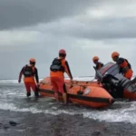 Nelayan Asal Banyuwangi Hilang Di Selat Bali Setelah Jatuh Saat