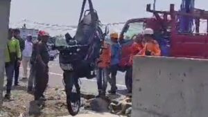 Pemotor Masuk Sungai di Dekat Exit Tol Kuncen Klaten