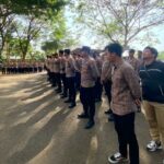 Pengamanan Ketat, Ratusan Personil Polresta Banyuwangi Kawal Penetapan Calon Bupati