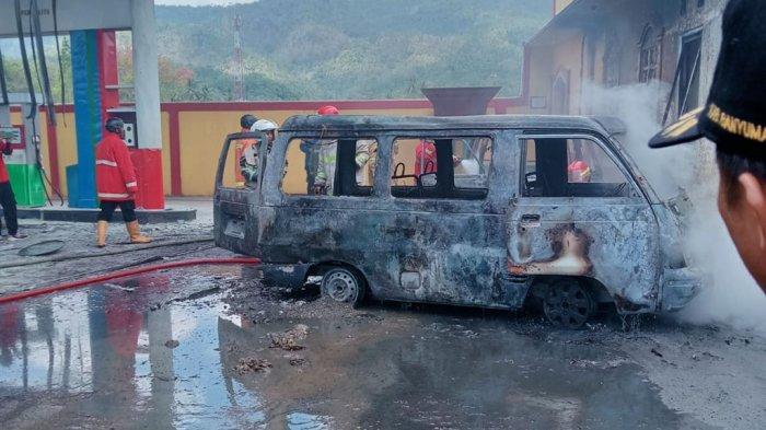 Pengemudi Kabur, Dua Mobil Ludes Terbakar Di Spbu Banyumas, Kerugian