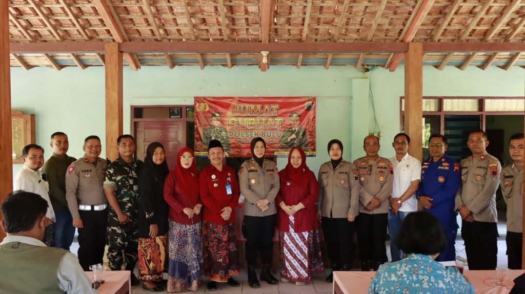 Polres Rembang Bahas Kamtibmas Dan Pilkada 2024 Dalam Jum’at Curhat