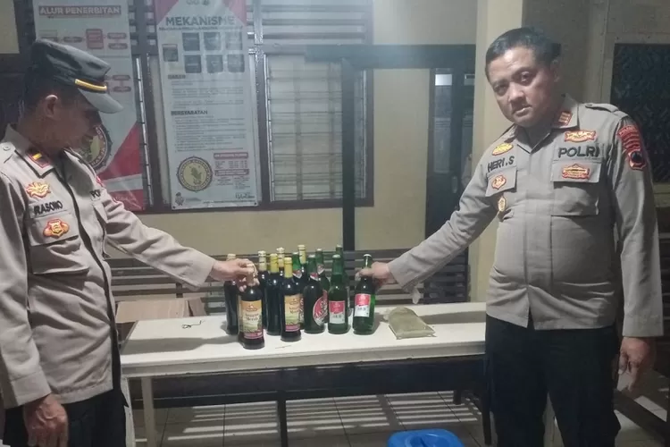 Polsek Ajibarang Banyumas Gelar Operasi Cipta Kondisi, Banyak Minuman Keras