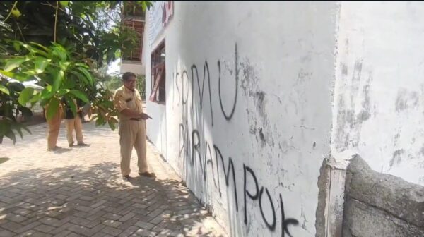 Sekolah Di Muncar Banyuwangi Diteror, Orang Misterius Lakukan Perusakan