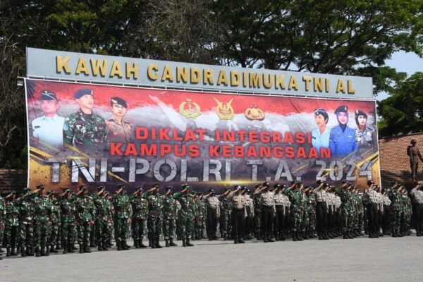 Silaturahmi Dan Kebersamaan Jadi Fokus Penutupan Diklat Integrasi Bintara Tni Polri